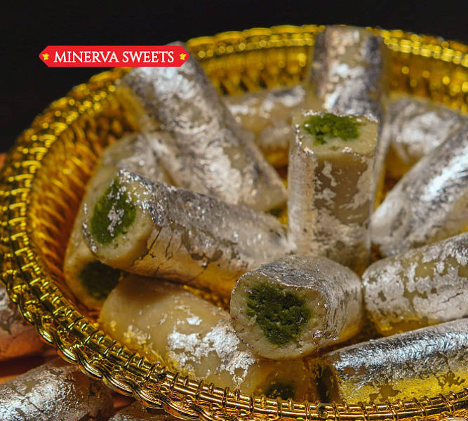 Minerva Sweets Kaju Pista Roll