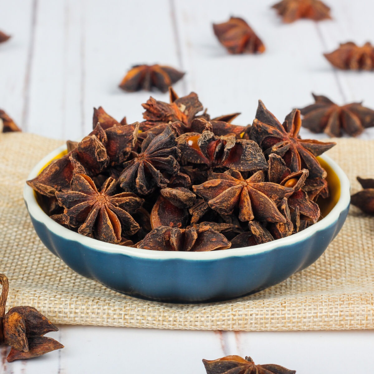 Urban Platter Asian Star Anise (Chakri Phool) - 100 gms