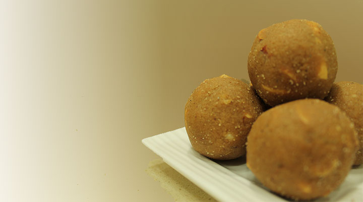 Vellanki Foods Gondh Laddu