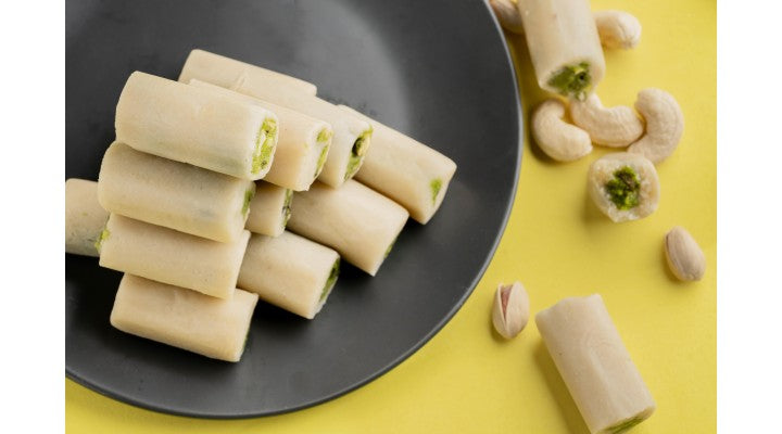 Vellanki Foods Kaju Pista Rolls