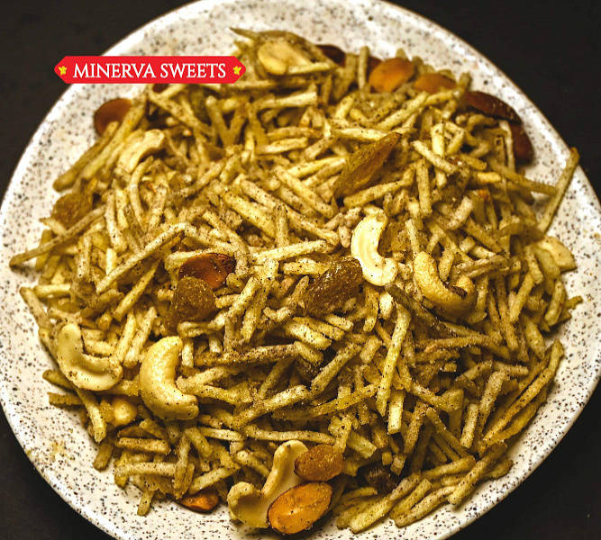 Minerva Sweets Bombay Chudwa - Veeha Foods