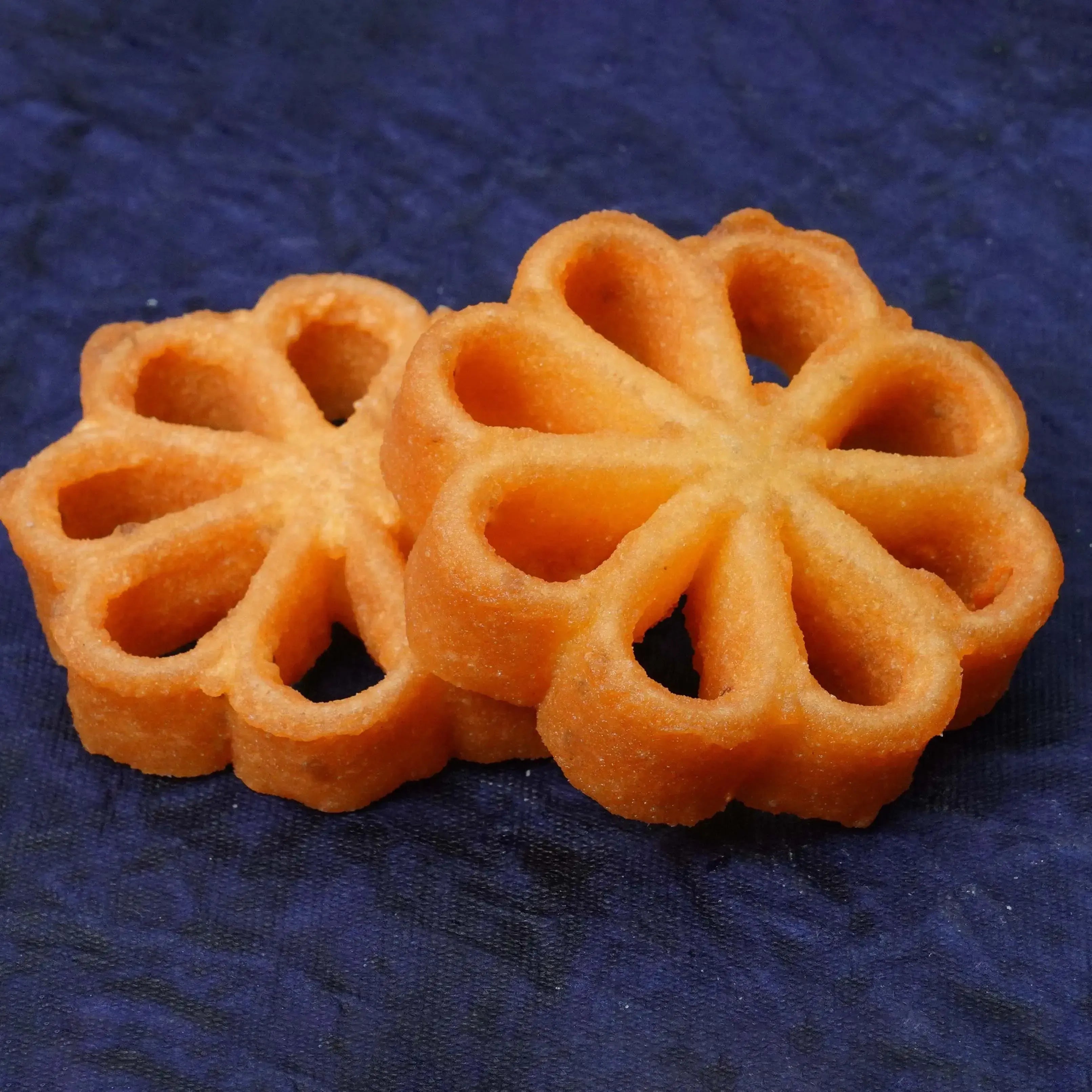 Suruchi Foods Roast Flower Cookie - 240 gms - Veeha Foods